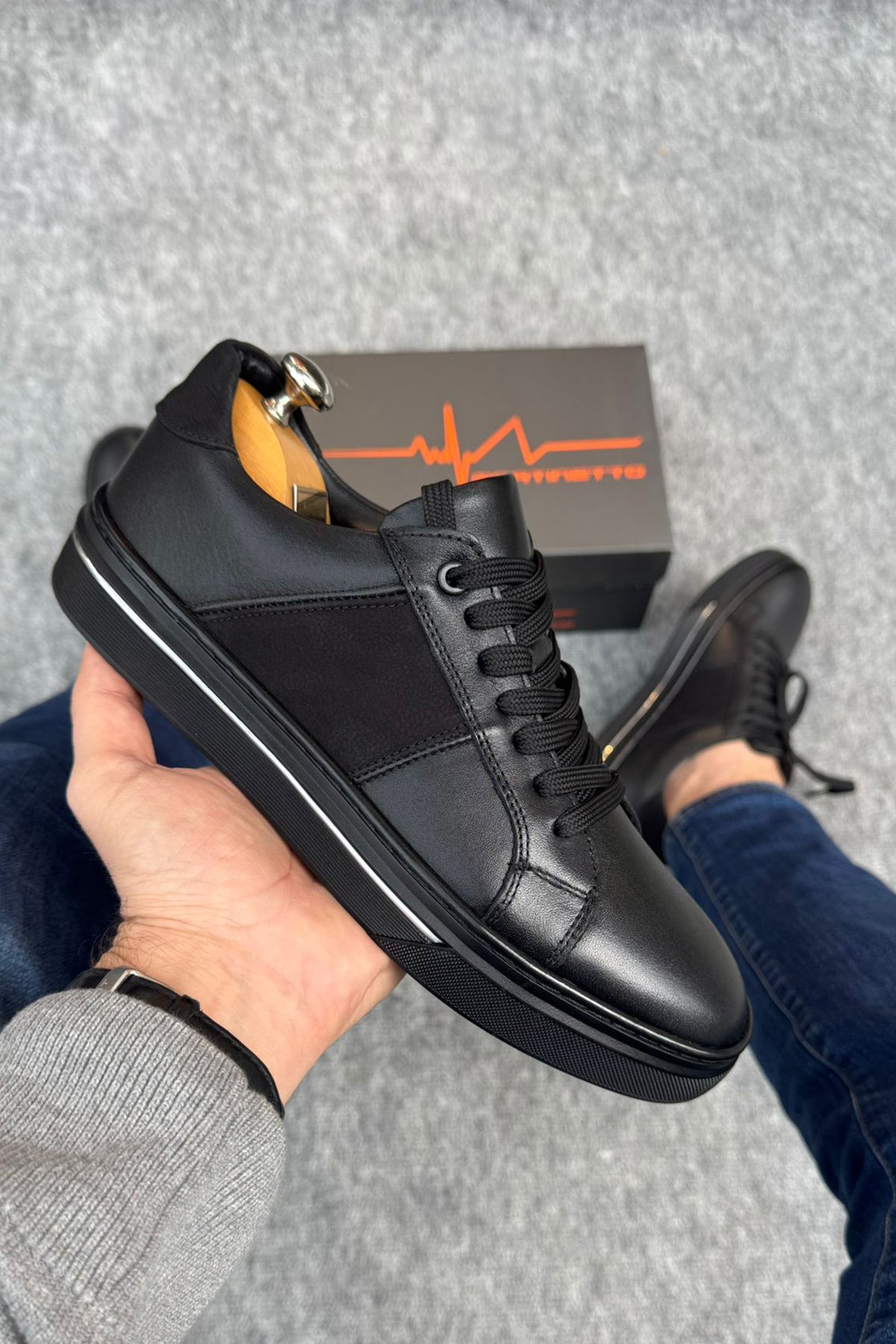 Hakiki Deri Siyah Erkek Sneaker | Kauçuk Tabanlı, Günlük Ayakkabı