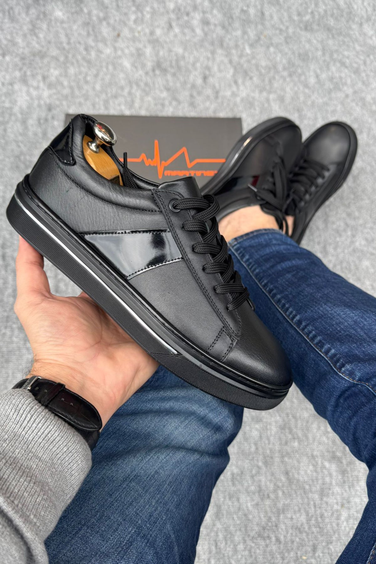 Hakiki Deri Siyah Erkek Sneaker | Kauçuk Tabanlı, Günlük Ayakkabı