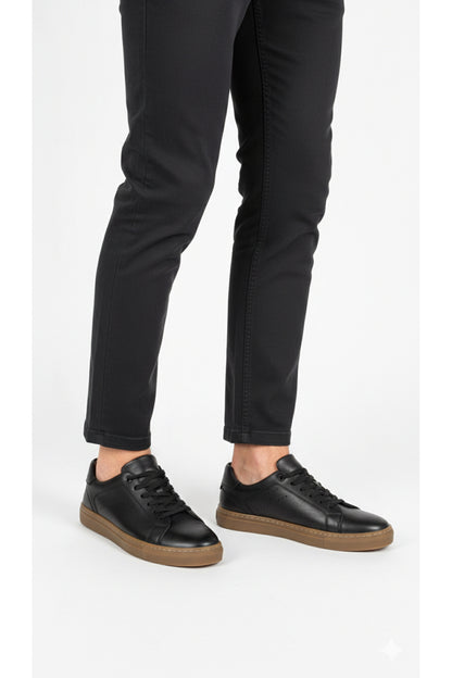 % 100 HAKİKİ DERİ SİYAH SNEAKER ERKEK GÜNLÜK AYAKKABI MRT0402261239
